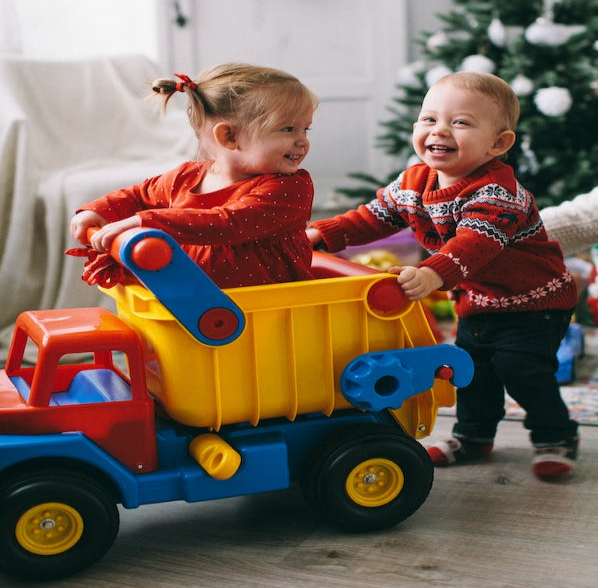 Encourager l'égalité des genres dès la petite enfance : L'influence des jouets sur le développement des tout-petits
